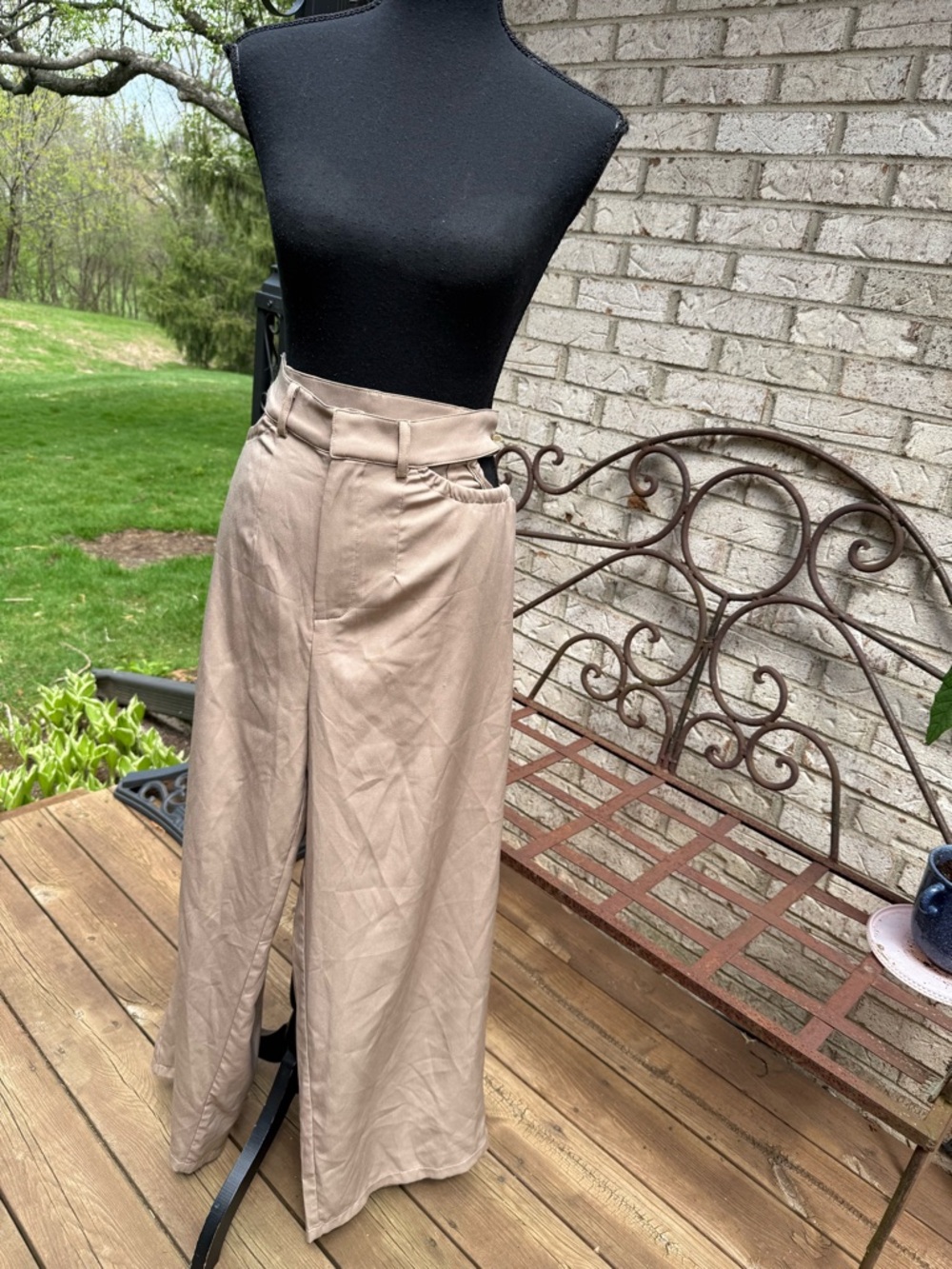 Women Taupe Relaxed Trousers with Tie Waist size L do my self brand front zipper